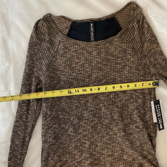 Design Lab Top - Picture 9 of 9